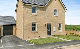 The Neal'S 4 Bedroom House In Buxton Sleeps 8